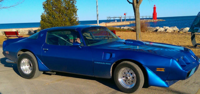 1979 Pontiac Trans Am (Blue/Black)