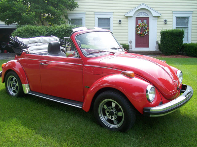 1976 Volkswagen Beetle - Classic (Red/Black)