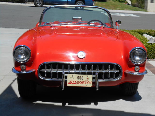 1956 Chevrolet Corvette (Red/Red)