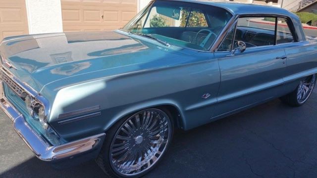 1963 Chevrolet Impala (Blue/Blue)