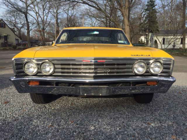 1967 Chevrolet Chevelle (Yellow/Black)