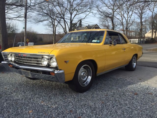 1967 Chevrolet Chevelle (Yellow/Black)