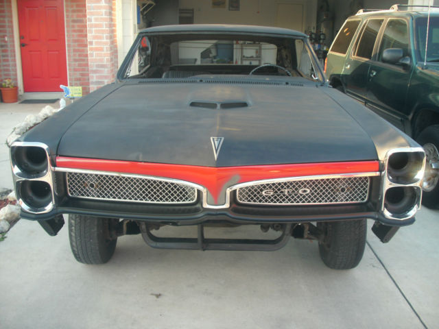 1967 Pontiac GTO (Black/Black)