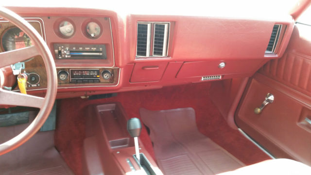 1974 Chevrolet Chevelle (Red/Red)