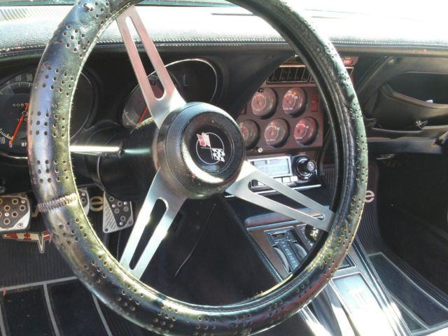 1974 Chevrolet Corvette (Burgundy/Black)