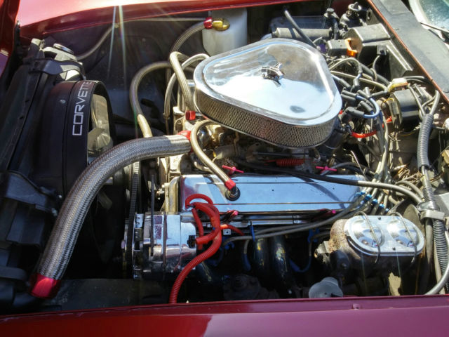 1974 Chevrolet Corvette (Burgundy/Black)