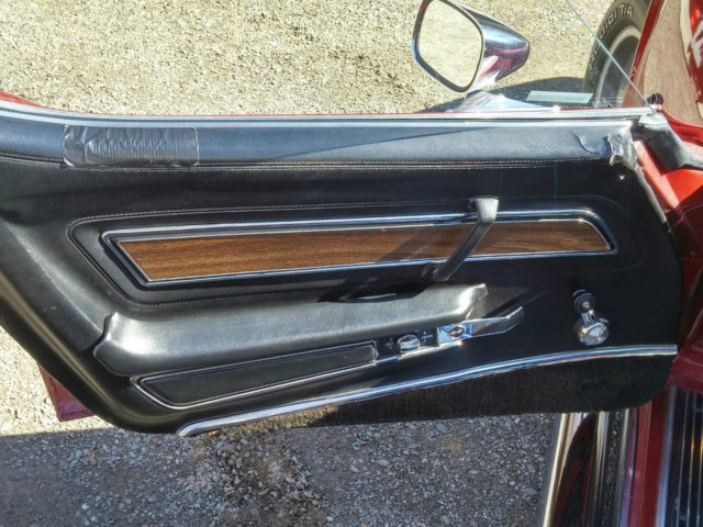 1974 Chevrolet Corvette (Burgundy/Black)