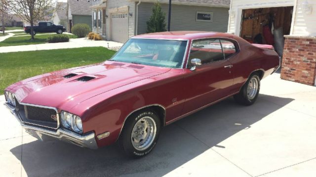 1970 Buick GS 350 (Gold/Gold)