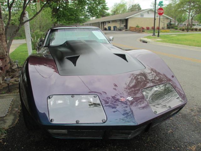 1971 Chevrolet Corvette (Cameleon Illusion metallic/Black)