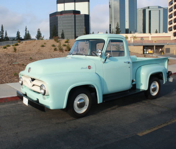 1955 Ford F-100 (Water Fall Blue/Red)