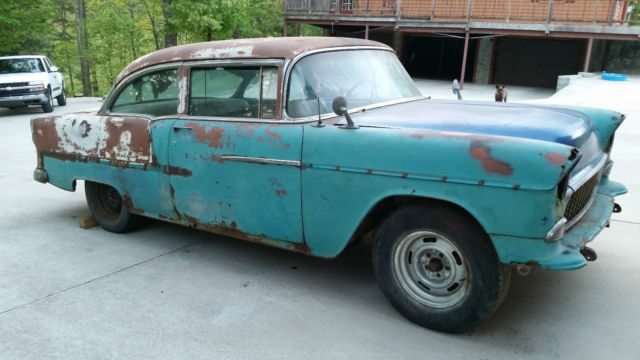 1955 Chevrolet Bel Air/150/210 (Samoan Coral/White)