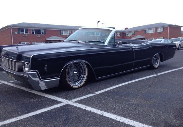 1966 Lincoln Continental (Black/Black)
