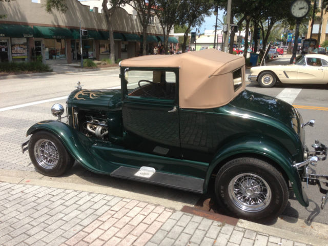 1928 Ford Model A (Green/Black)