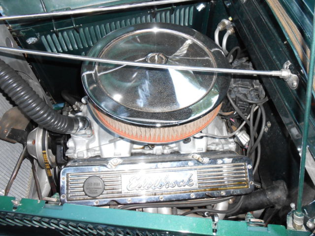 1928 Ford Model A (Green/Black)