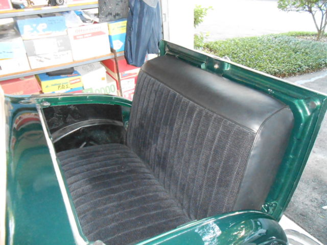 1928 Ford Model A (Green/Black)