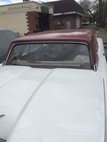 1959 Ford Thunderbird (Blue/Tan)