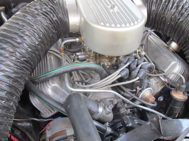 1963 Ford Fairlane (White/Red)