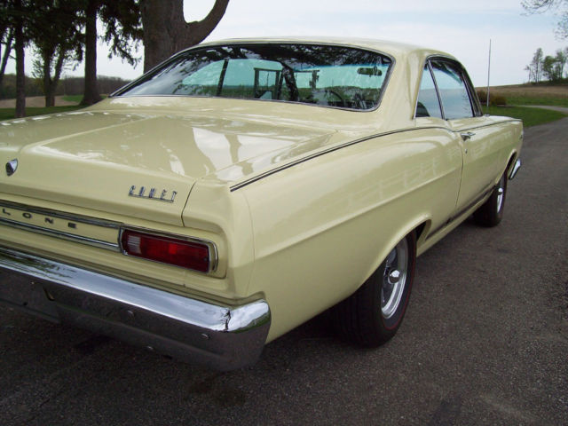1966 Mercury Comet (Jamajcan Yellow/Black)