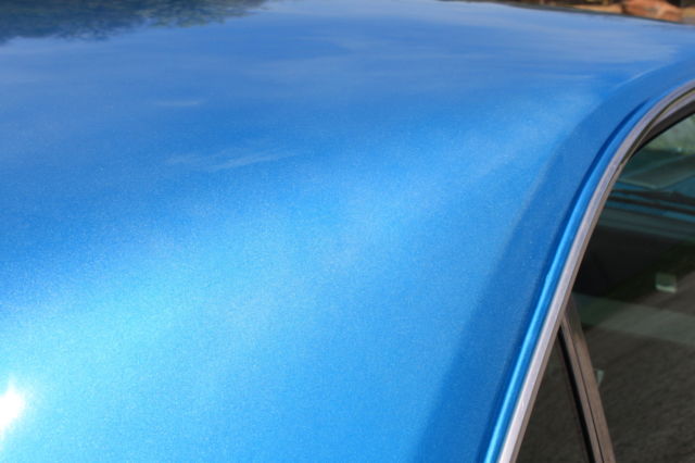 1967 Plymouth Barracuda (Blue/White)