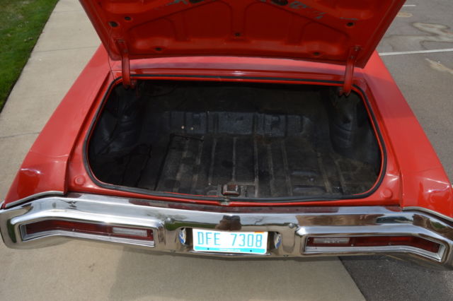 1971 Buick Skylark (red and black/Black)
