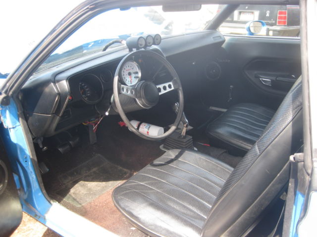 1973 Plymouth Barracuda (Blue/Black)