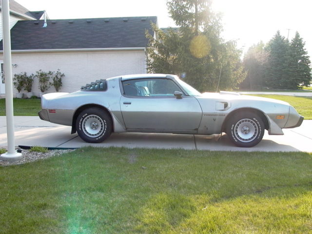 1979 Pontiac Trans Am (Silver/Silver)