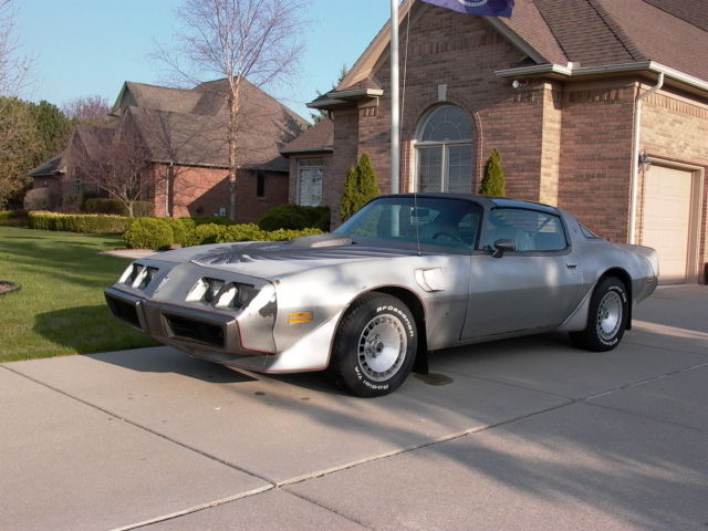1979 Pontiac Trans Am (Silver/Silver)