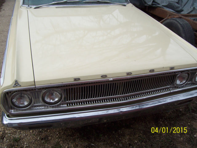1965 Dodge Coronet (Beige/Gray)
