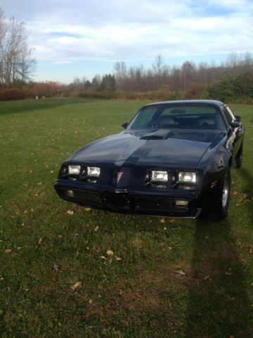1979 Pontiac Trans Am (Black/Black)