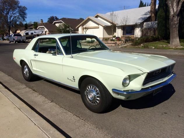 1968 Ford Mustang (Green/Green)