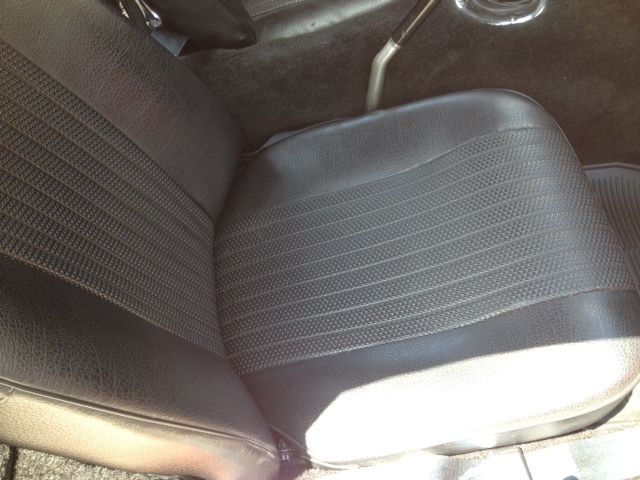 1971 MG MGB (Red/Black)