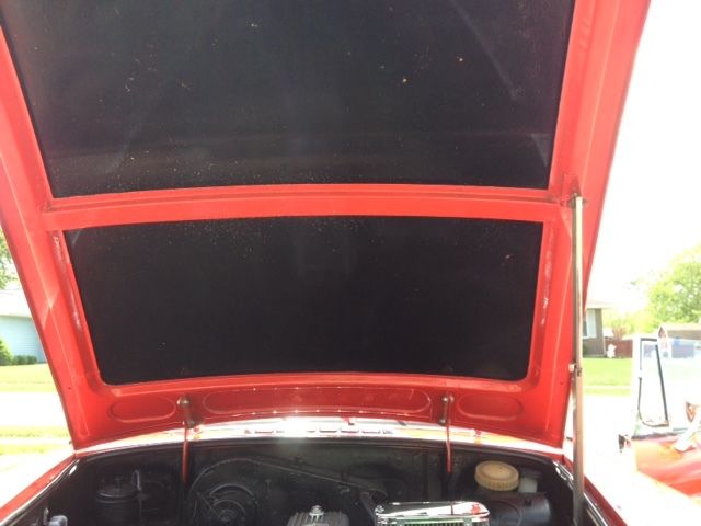 1971 MG MGB (Red/Black)