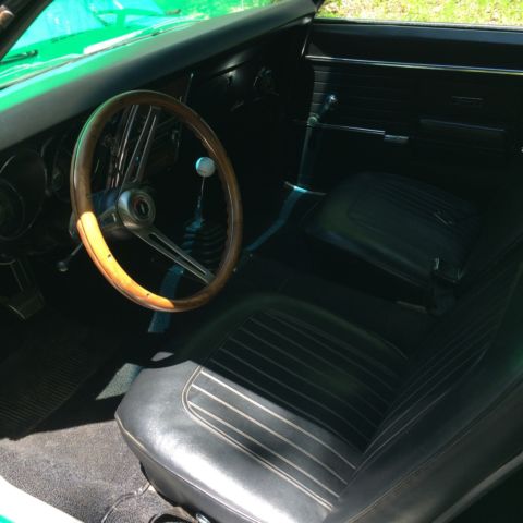 1968 Chevrolet Camaro (Green/Black)
