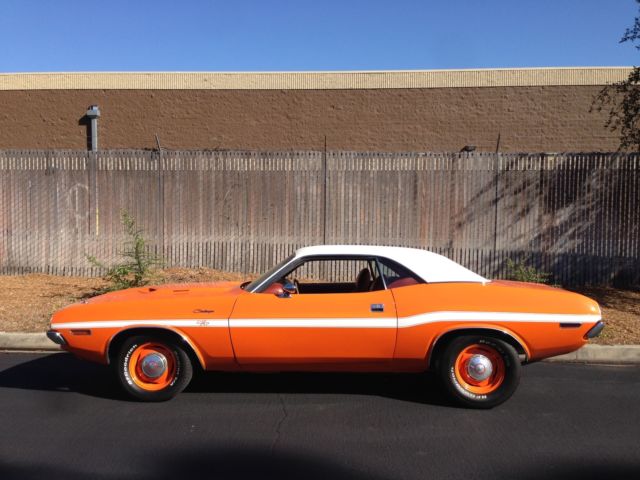 1970 Dodge Challenger (Go Mango Orange/Burnt Orange)