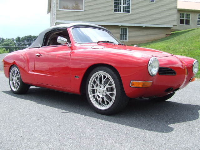 1970 Volkswagen Karmann Ghia (Red/Black and Red)