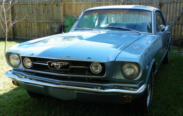 1965 Ford Mustang (Blue/Blue)