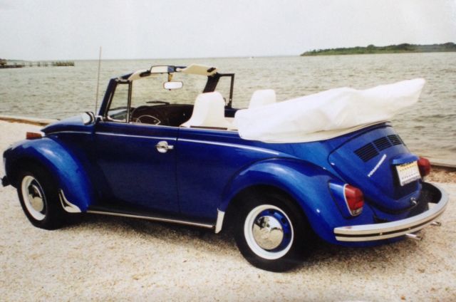 1971 Volkswagen Beetle - Classic (Blue/White)