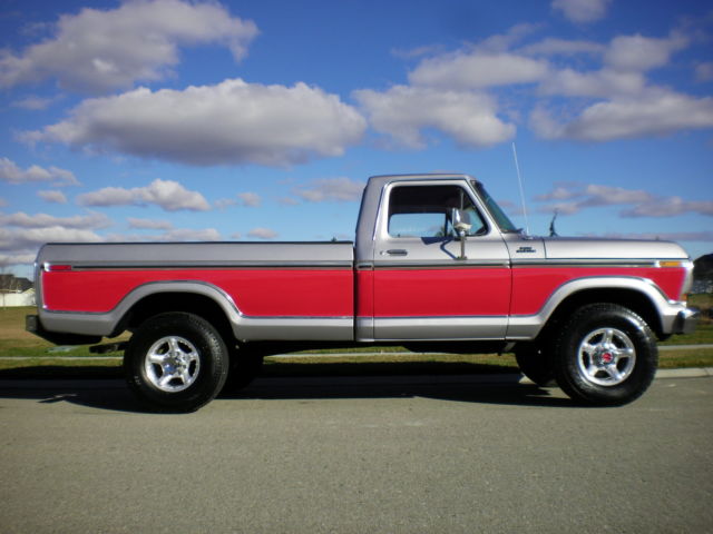 1978 Ford F-250 (Two-tone silver/red/Red)