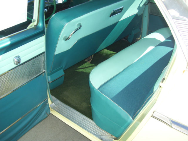 1955 Dodge Lancer (YELLOW/WHITE/GREEN)