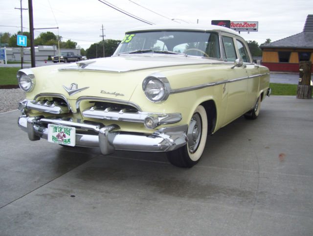1955 Dodge Lancer (YELLOW/WHITE/GREEN)