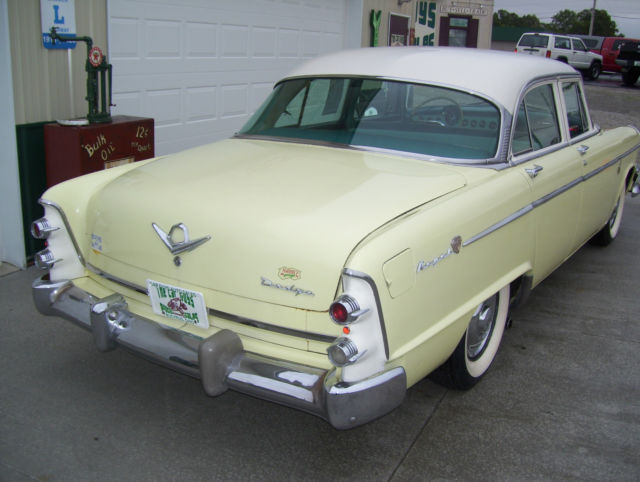 1955 Dodge Lancer (YELLOW/WHITE/GREEN)