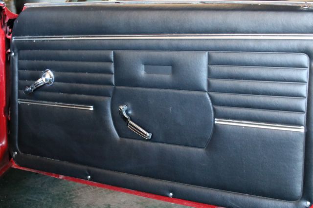 1968 Chevrolet Camaro (Red/Black)