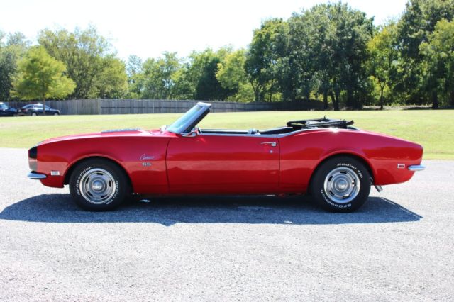 1968 Chevrolet Camaro (Red/Black)