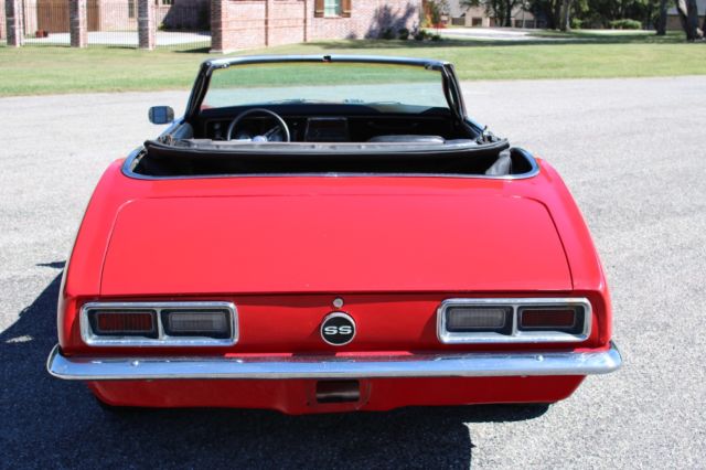1968 Chevrolet Camaro (Red/Black)