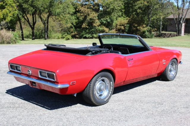 1968 Chevrolet Camaro (Red/Black)