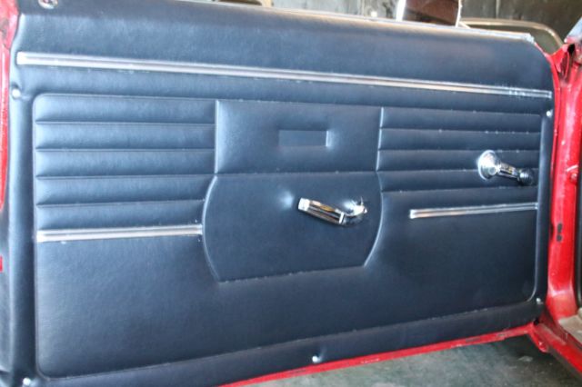 1968 Chevrolet Camaro (Red/Black)