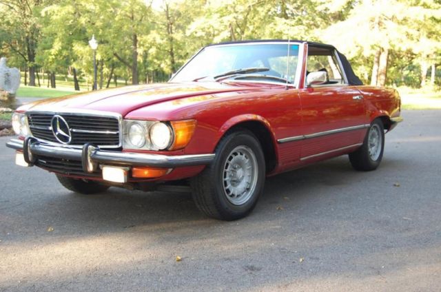 1972 Mercedes-Benz 400 Series (Red/Black)