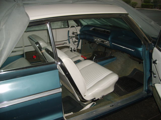 1964 Chevrolet Impala (Aqua/White)