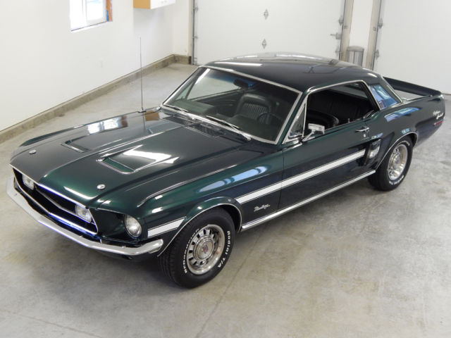 1968 Ford Mustang (Green/Black)