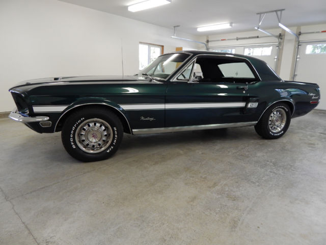 1968 Ford Mustang (Green/Black)